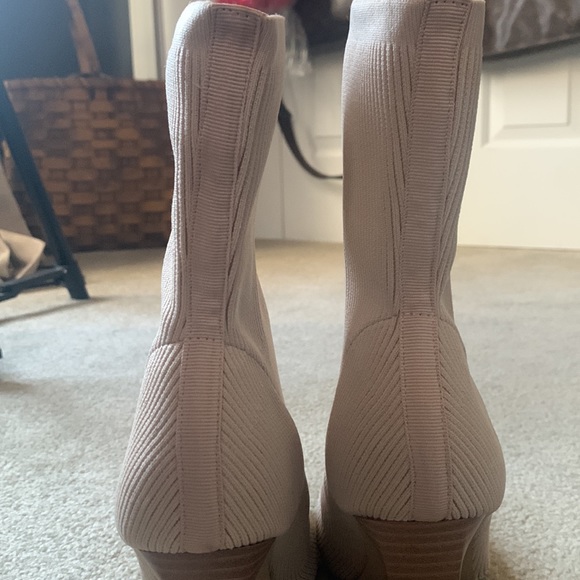 Brand New, never worn, nude color bootie. Journee collection Footwear. - Picture 5 of 7
